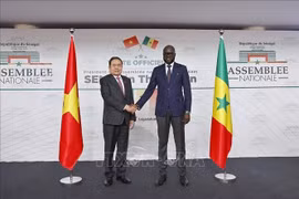 Lễ đón trọng thể Chủ tịch Quốc hội Trần Thanh Mẫn thăm chính thức Senegal