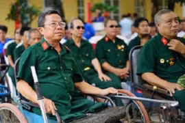 Bộ Tài chính chuyển đủ tiền tặng quà Tết 2026 cho các địa phương