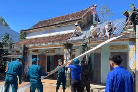 Chính phủ ban hành Nghị quyết 380: Hỗ trợ người dân và doanh nghiệp 9 tỉnh miền Trung khắc phục thiệt hại do bão lũ