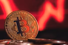 Bitcoin rớt mốc 100.000 USD giữa làn sóng bán tháo