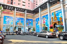 Nga đối mặt với tình trạng thiếu hụt rượu do sự cố hệ thống kéo dài