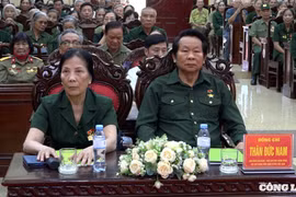 Lễ kỷ niệm 75 năm Ngày truyền thống lực lượng TNXP Việt Nam, 60 năm ngày thành lập Đội TNXP Trần Văn Chuông