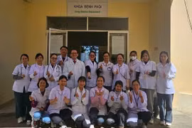 Lương khởi điểm tăng, phụ cấp mở rộng: Có tạo nên “làn sóng” thí sinh vào trường y?