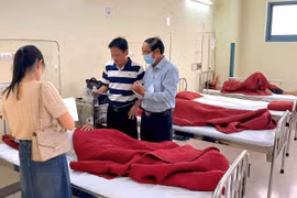 Bữa giỗ định mệnh ở Huế: Cụ bà 84 tuổi nguy kịch, 20 người khác cấp cứu sau khi ăn