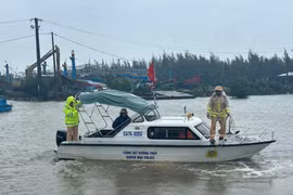 Mưa lịch sử ở Đắk Lắk khiến nhiều xã bị cô lập, lực lượng cứu hộ gấp rút triển khai