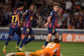 Điểm tin thể thao 23/10: Siêu kỷ lục bàn thắng ở Champions League, chờ CLB CAHN đánh bại Macarthur