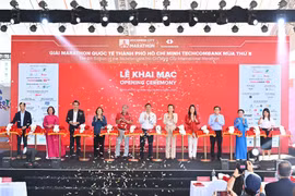 Khai mạc Giải Marathon Quốc tế TP HCM Techcombank mùa 8