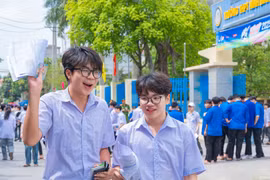 Ninh Bình: 11 thí sinh vắng, 2 thí sinh bị đình chỉ trong Kỳ thi tuyển sinh vào lớp 10 THPT hệ không chuyên