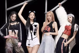 Báo Anh chấm 3 điểm cho buổi hòa nhạc của BlackPink