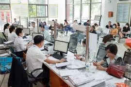 Chính phủ quy định thẩm quyền quyết định chuyển giao đơn vị sự nghiệp công lập
