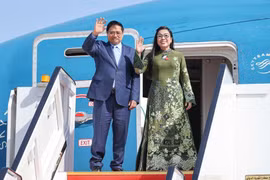 Thủ tướng Phạm Minh Chính rời Kuwait, lên đường thăm chính thức Algeria