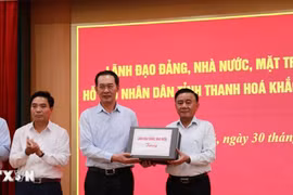 Thường trực Ban Bí thư thăm, động viên, hỗ trợ nhân dân tỉnh Thanh Hóa