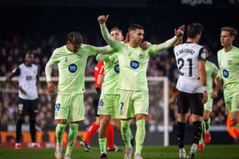 Barca thắng 'hủy diệt' Valencia, tiến vào bán kết Cúp Nhà vua