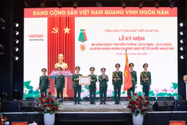 Tổng công ty 80 năm truyền thống của Viettel nhận Huân chương Bảo vệ Tổ quốc, đặt mục tiêu 16.000 tỷ