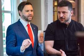 Thái độ hai ông Zelenskyy và JD Vance khi tái ngộ sau màn tranh cãi tại Nhà Trắng