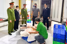 Bắc Ninh: Phát hiện, thu giữ hơn 1 tấn mỡ lợn, nội tạng động vật không rõ nguồn gốc