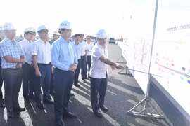 Phó Thủ tướng Mai Văn Chính: Bảo đảm tuyệt đối chất lượng đường Vành đai 3 TP HCM