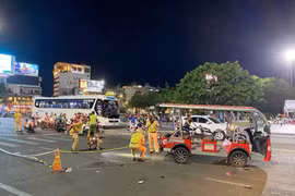 Gia Lai: Xe điện chở khách tham quan tông nhóm người đi bộ, 3 người thương vong