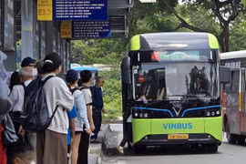 Hà Nội có tuyến buýt điện tham quan Lăng Bác và khu phố cổ