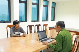 Đối tượng cầm đầu băng nhóm cưỡng đoạt tài sản tại Quảng Trị ra đầu thú
