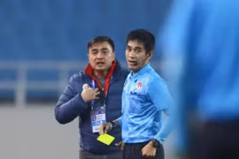 Phản ứng với trọng tài, huấn luyện viên thứ 7 tại V.League bị phạt