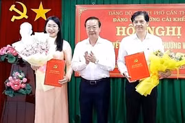 Cần Thơ công bố nhiều quyết định về công tác cán bộ