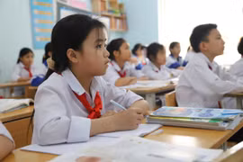 Dự thảo mới hé lộ cách tính lương giáo viên: Ai sẽ hưởng mức cao nhất?