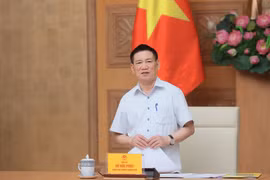 Xây dựng, triển khai lộ trình 'bỏ room' tín dụng bảo đảm công khai, minh bạch