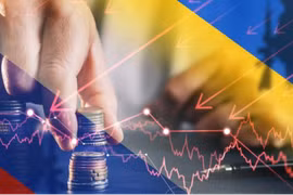 Giá dầu giảm bất chấp lệnh trừng phạt mới của EU với Nga