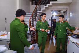 Công an Tuyên Quang thu giữ gần 170kg giò chả chứa hàn the tại chợ Tam Cờ