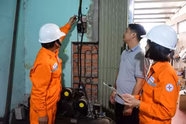 EVNHANOI kêu gọi cộng đồng sử dụng điện an toàn bắt đầu từ những hành động nhỏ nhất