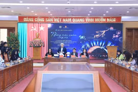 Hà Nội chinh phục kỷ lục Guinness với màn trình diễn drone hỏa thuật độc đáo