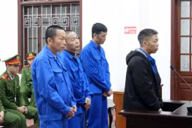 Mua bán, vận chuyển 4 bánh heroin, một bị cáo lĩnh hình phạt cao nhất 22 năm tù