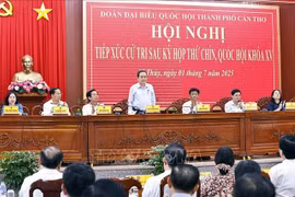 Chủ tịch Quốc hội Trần Thanh Mẫn tiếp xúc cử tri sau Kỳ họp thứ 9