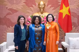Ưu tiên hỗ trợ phụ nữ Việt Nam tiếp cận, ứng dụng công nghệ số, trí tuệ nhân tạo