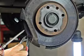 Cách nhận biết độ trễ phanh trước khi trở thành sự cố nguy hiểm