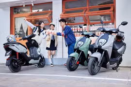 Bảng giá xe máy Honda tháng 4/2025: Xe điện ICON e: chính thức gia nhập, khách mua Winner X được tặng tiền