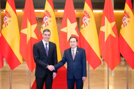 Chủ tịch Quốc hội Trần Thanh Mẫn hội kiến Thủ tướng Tây Ban Nha Pedro Sánchez