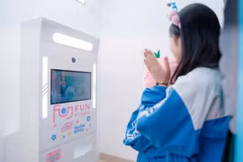 Thú vui chụp ảnh lấy ngay hút Gen Z