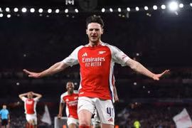Declan Rice toả sáng, Arsenal đè bẹp Real Madrid ở Champion League