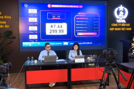 Ngày đầu đấu giá biển số xe máy: Gần 500 biển được đấu giá thành công