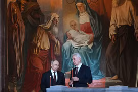 Ông Putin tham dự Lễ Phục sinh sau tuyên bố ngừng bắn ở Ukraine