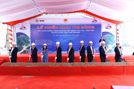 Thi công công trình đường dây 500KV Lào Cai – Vĩnh Yên, đoạn qua tỉnh Yên Bái