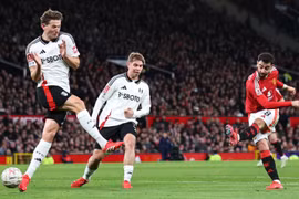 Thua Fulham ở chấm luân lưu, Man Utd trở thành cựu vương FA Cup