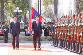 Lễ đón chính thức Chủ tịch nước Lương Cường thăm cấp Nhà nước đến Lào