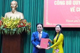 Chủ tịch UBND tỉnh Khánh Hòa Nguyễn Khắc Toàn làm Phó Bí thư Thành ủy Huế