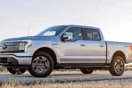 Ford dự đoán sẽ lỗ hàng tỷ USD từ xe điện trong năm 2025
