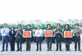 Chủ tịch UBND TP Hà Nội thăm, động viên lực lượng chuẩn bị Lễ diễu binh, diễu hành 80 năm Quốc khánh 2/9