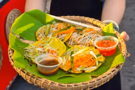 Ninh Thuận: "Bánh xèo ngàn năm” chinh phục trái tim thực khách