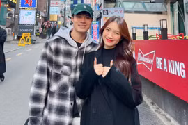 Tiền đạo Nguyễn Văn Toàn nói gì về mối quan hệ với Hòa Minzy?